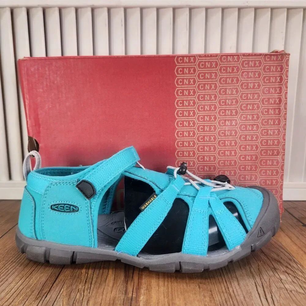 Keen Seacamp II CNX Waterpoof Sport Sandals Youth Size 6 Blue Gray Closed Toe